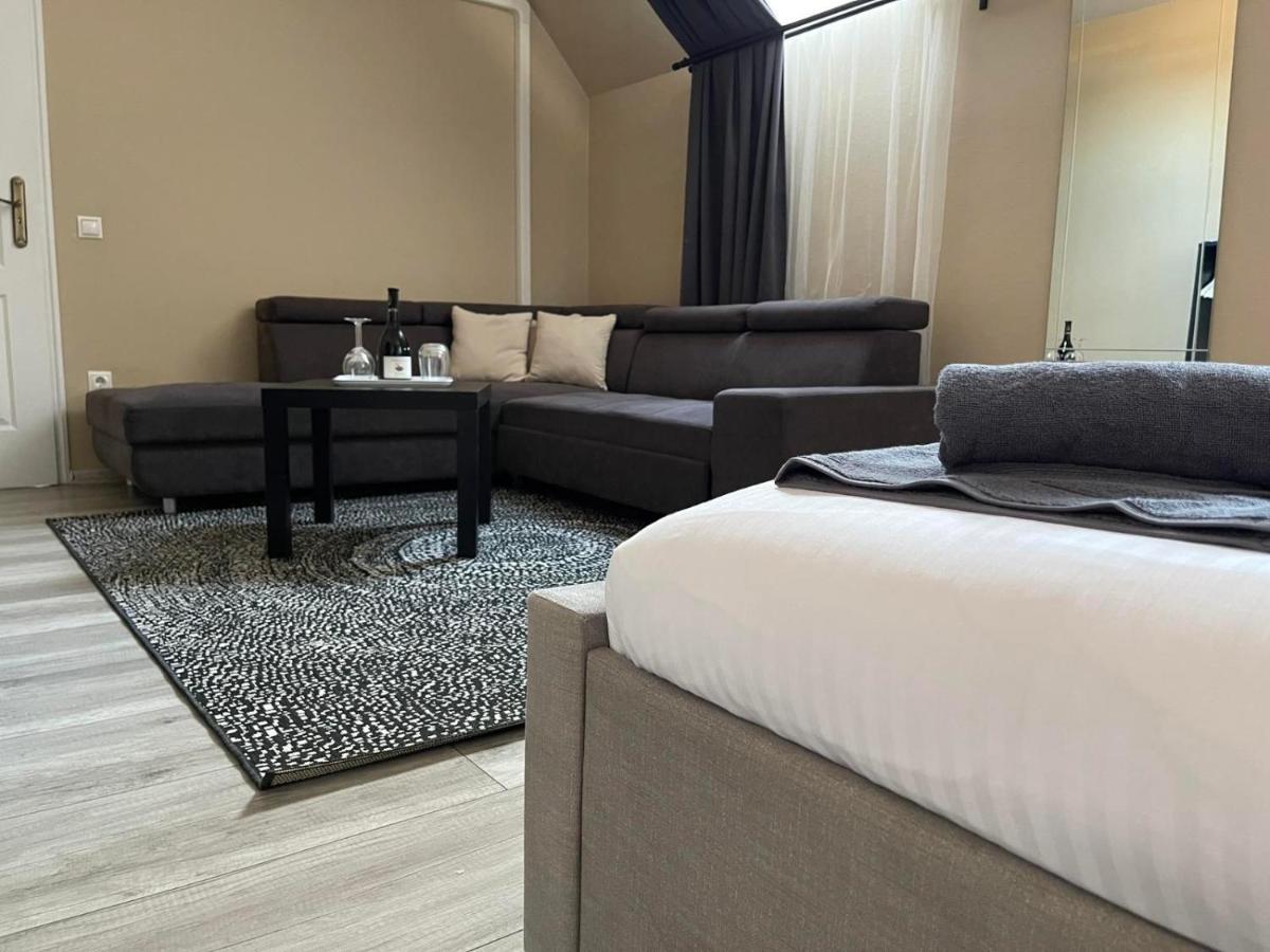 Hotel Vegvari 3*